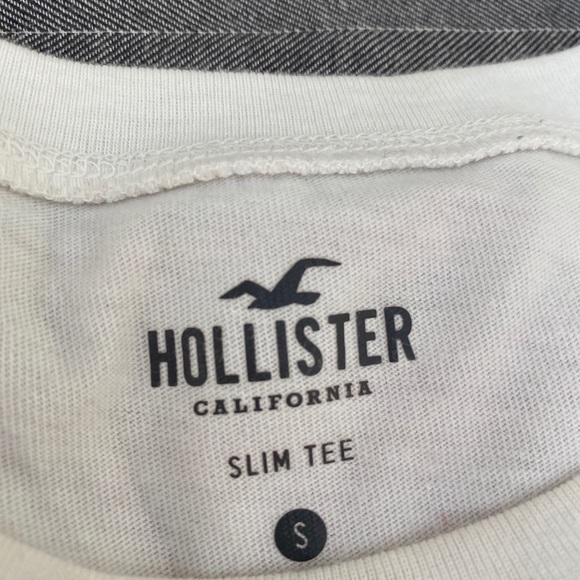 Hollister Red & white tee - Picture 4 of 4